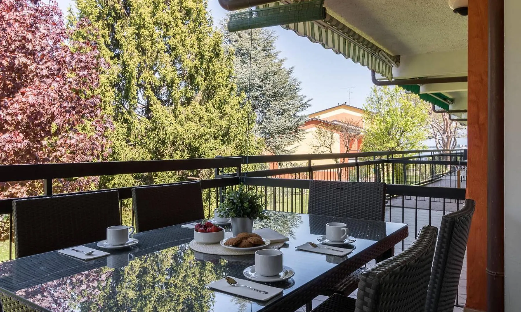 Apartment Il Professore Lakefront Manerba del Garda