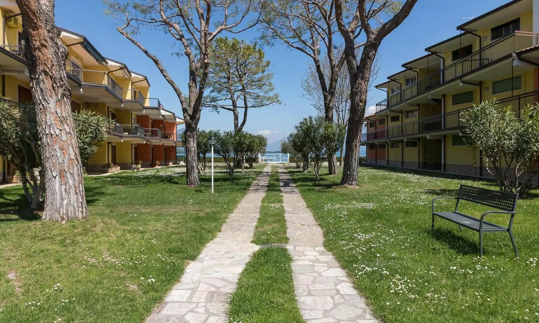 Il Professore Lakefront Manerba del Garda 0*,